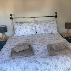2 Bed House -close To Cleveland Way,lovely Beaches Holiday home