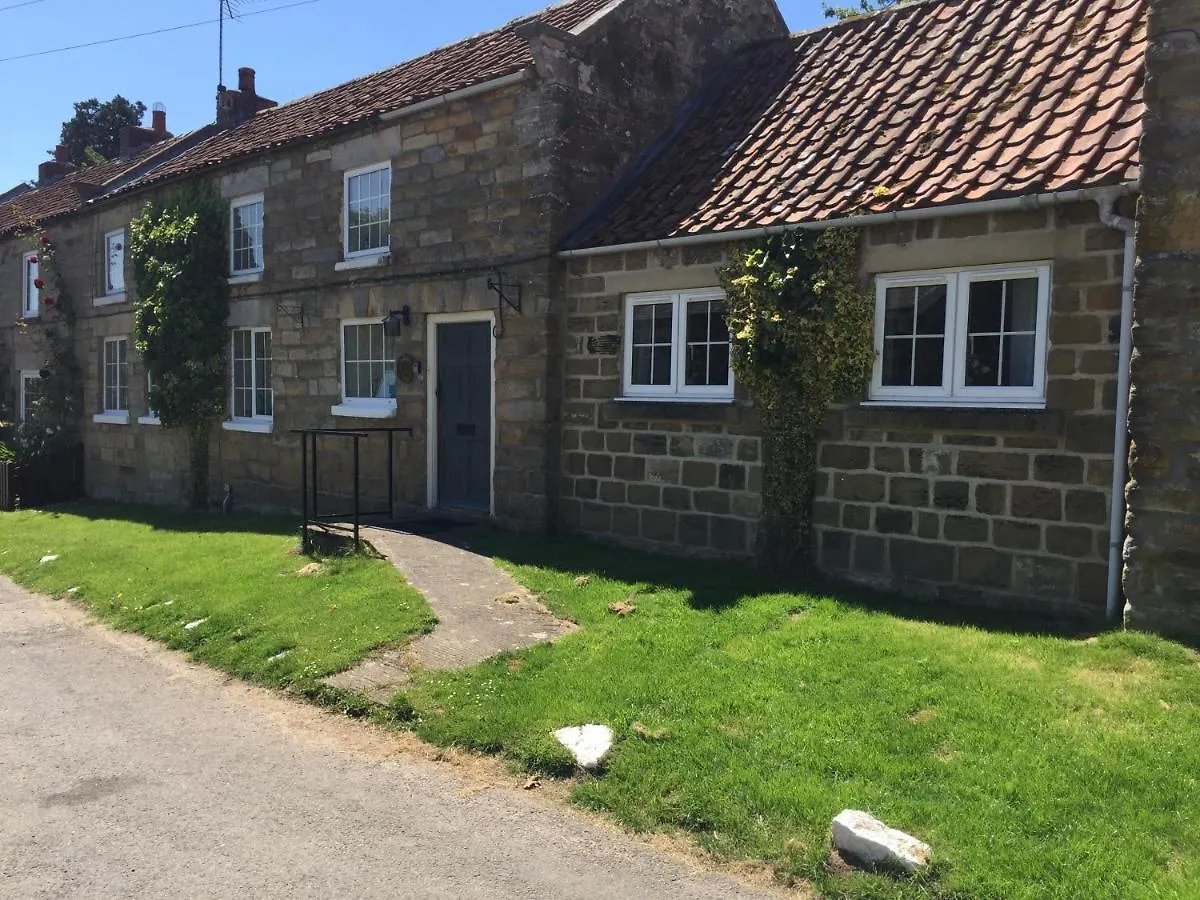 Sunnyside Cottage Hutton Le Hole Northyorkshire 0*,  United Kingdom